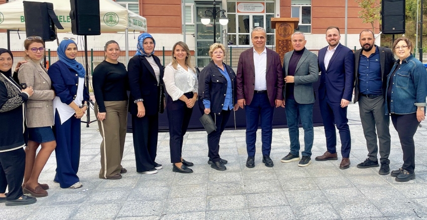 7 Yılda 782 Öğrencimizin Eğitim Hayatına 4.590.000 TL Destek Olduk, Sende Destek Olmak İçin Hesap Numaramız